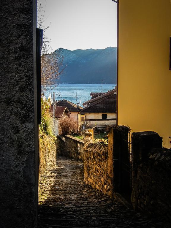 La Casa Di Celeste Ossuccio Bilik gambar