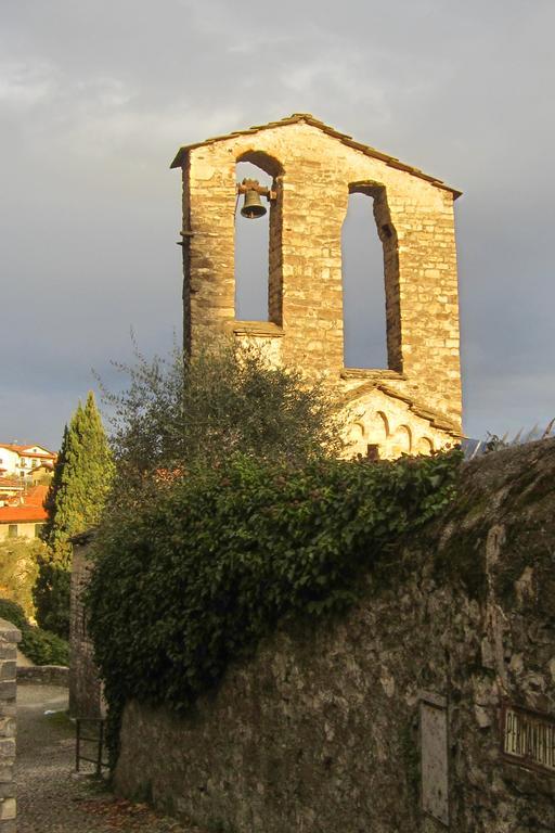 La Casa Di Celeste Ossuccio Bilik gambar